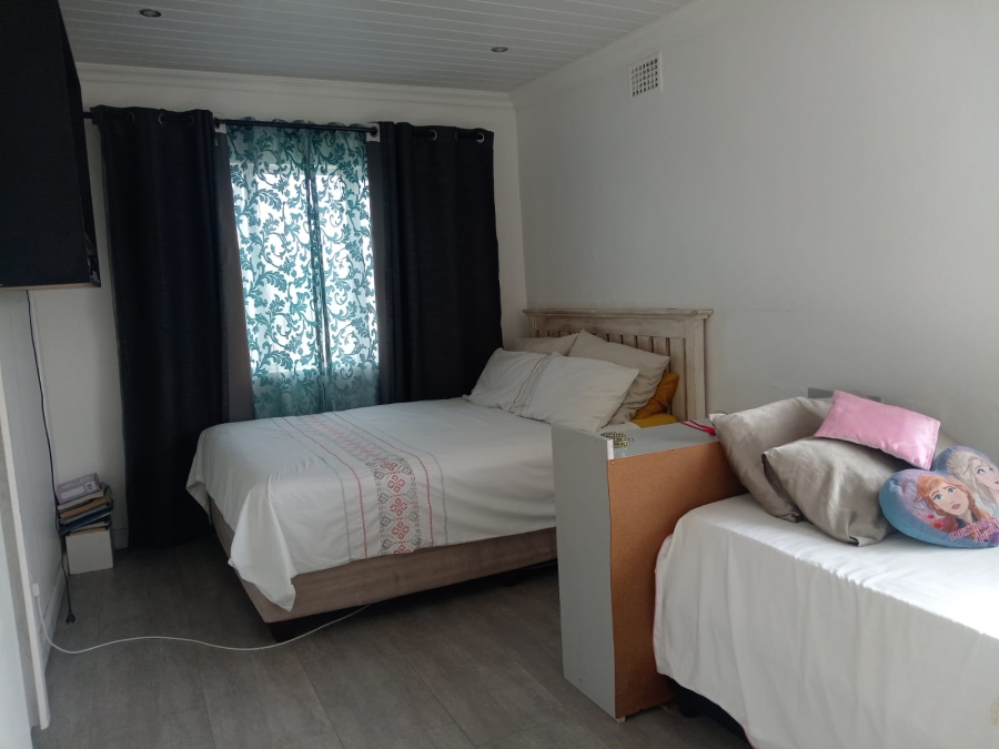 3 Bedroom Property for Sale in Portlands Western Cape